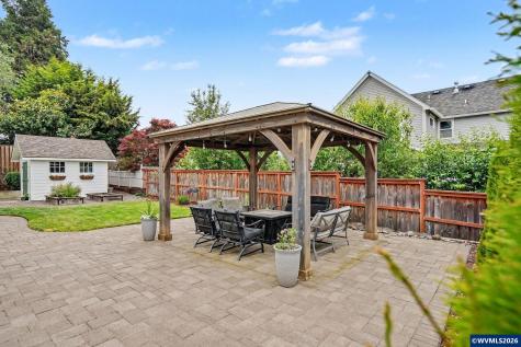 121 Four Oaks Drive Silverton OR 97381