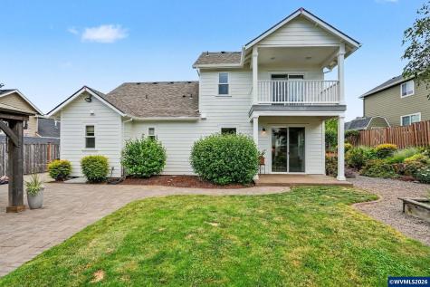 121 Four Oaks Drive Silverton OR 97381