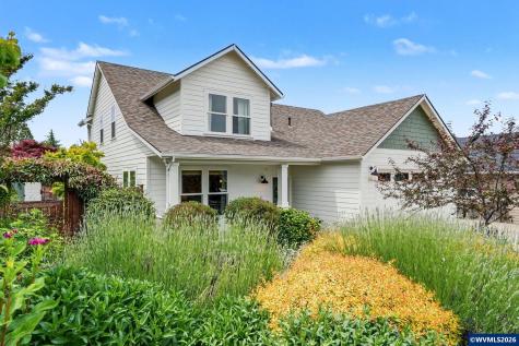 121 Four Oaks Drive Silverton OR 97381