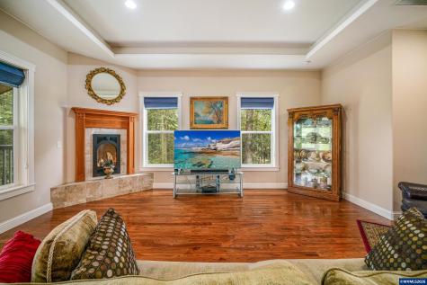 14255 Orchard Knob Road Dallas OR 97338