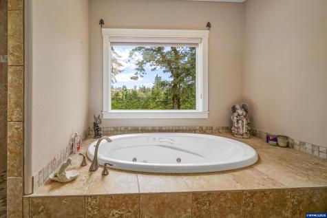 14255 Orchard Knob Road Dallas OR 97338