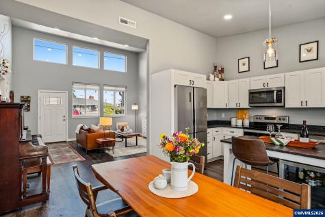 1004 36th Avenue SW Albany OR 97321