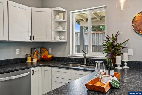 1004 36th Avenue SW Albany OR 97321