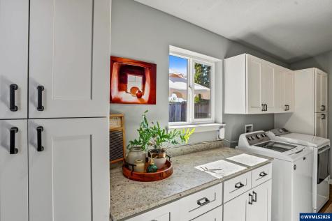 1004 36th Avenue SW Albany OR 97321