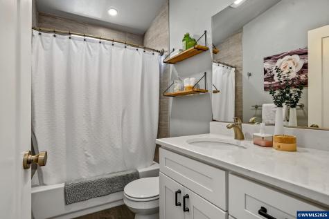 1004 36th Avenue SW Albany OR 97321