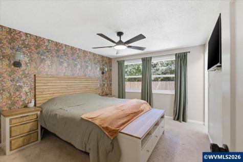 1895 Aerial Way SE Salem OR 97302