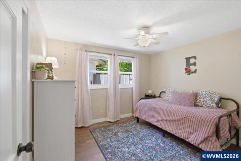 1895 Aerial Way SE Salem OR 97302