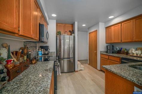 733 Sitka Deer Court NW Salem OR 97304