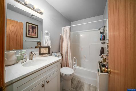733 Sitka Deer Court NW Salem OR 97304