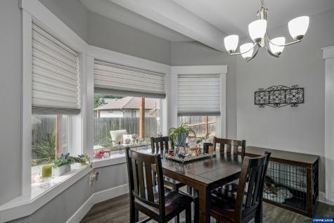 733 Sitka Deer Court NW Salem OR 97304