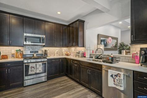 733 Sitka Deer Court NW Salem OR 97304