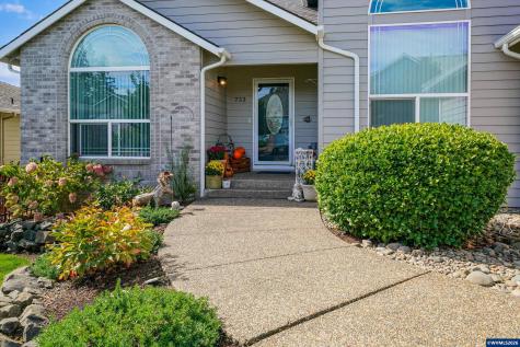 733 Sitka Deer Court NW Salem OR 97304