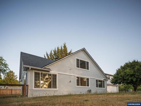 7020 SW Country Club Drive Corvallis OR 97333