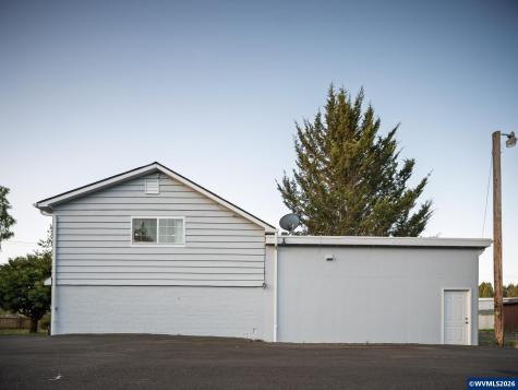 7020 SW Country Club Drive Corvallis OR 97333