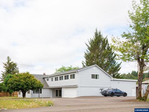 7020 SW Country Club Drive Corvallis OR 97333