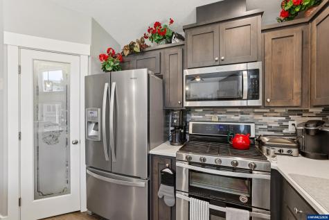 5780 Springwood Avenue SE Salem OR 97306