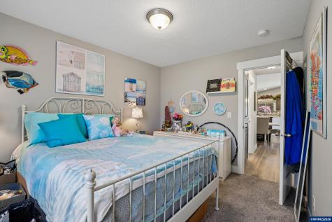 5780 Springwood Avenue SE Salem OR 97306