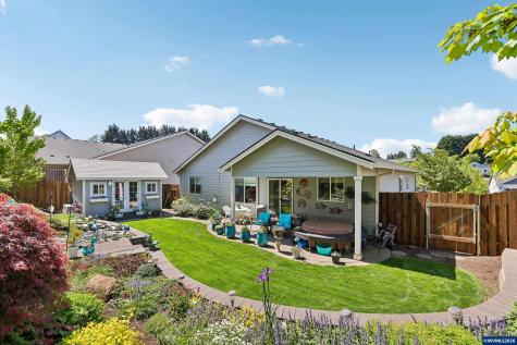 5780 Springwood Avenue SE Salem OR 97306