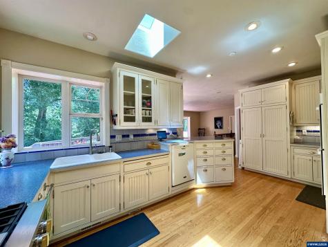 3026 NW Glenridge Drive Corvallis OR 97330