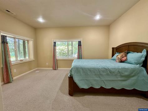 3026 NW Glenridge Drive Corvallis OR 97330