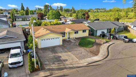 435 Buckboard Court SE Salem OR 97317