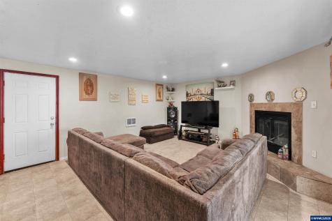 435 Buckboard Court SE Salem OR 97317
