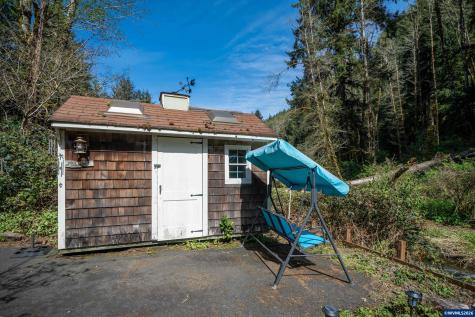 1415 N Alvord Lane Otis OR 97368-9999