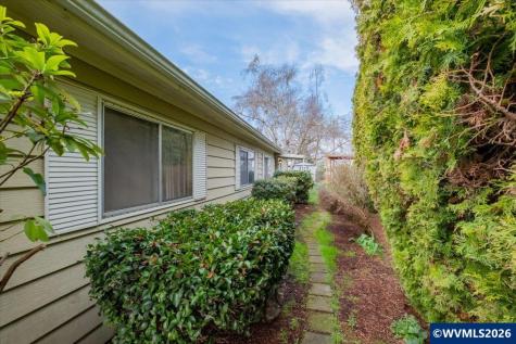 3182 Sandal Court NE Salem OR 97305