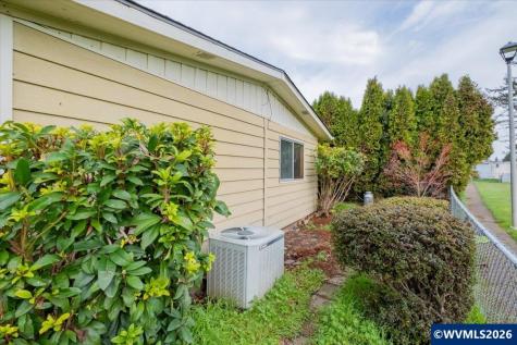 3182 Sandal Court NE Salem OR 97305