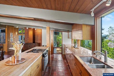 4130 SW Fairhaven Drive Corvallis OR 97333