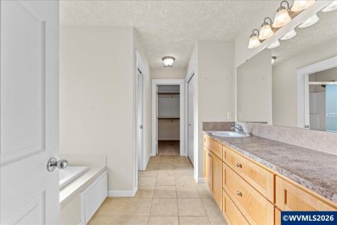 1572 Marten Avenue SW Albany OR 97321