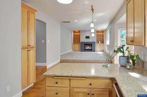 1357 Kitsap Court NW Salem OR 97304