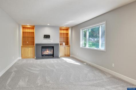 1357 Kitsap Court NW Salem OR 97304