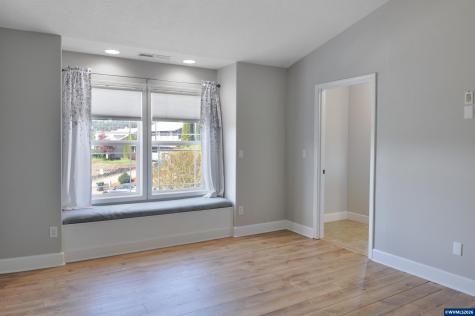 1357 Kitsap Court NW Salem OR 97304