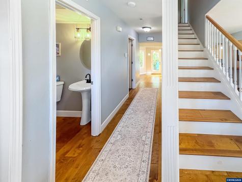 1357 Kitsap Court NW Salem OR 97304