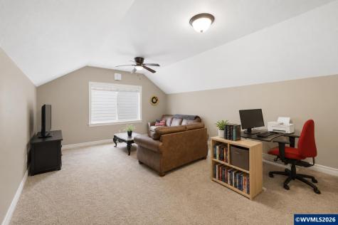 114 Muirfield Court SE Salem OR 97306