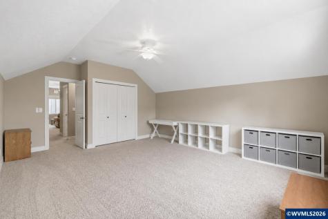 114 Muirfield Court SE Salem OR 97306