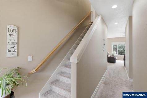 114 Muirfield Court SE Salem OR 97306