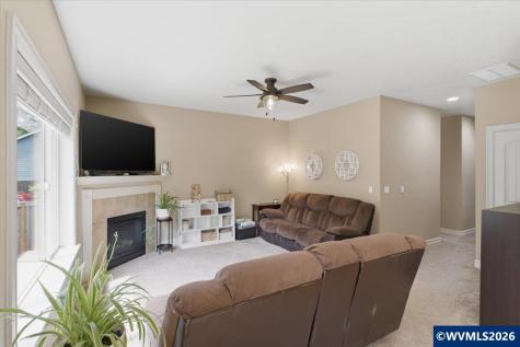 114 Muirfield Court SE Salem OR 97306