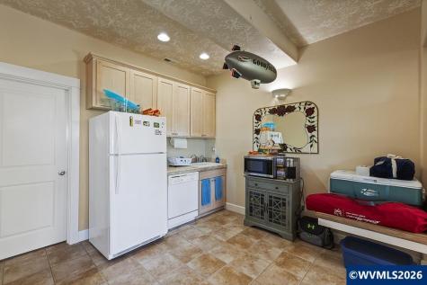1899 SE Oar Drive Lincoln City OR 97367