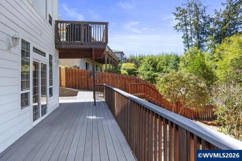 1899 SE Oar Drive Lincoln City OR 97367