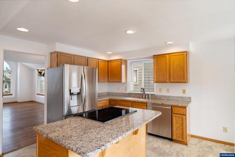 5847 Cobalt Lp SE Salem OR 97306