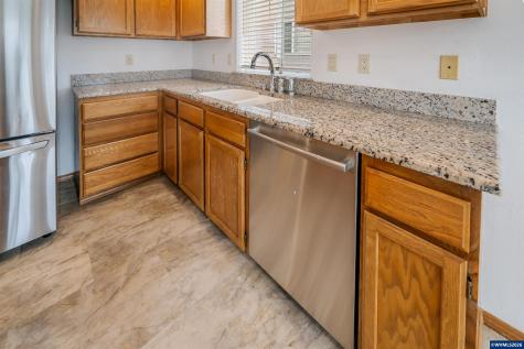 5847 Cobalt Lp SE Salem OR 97306