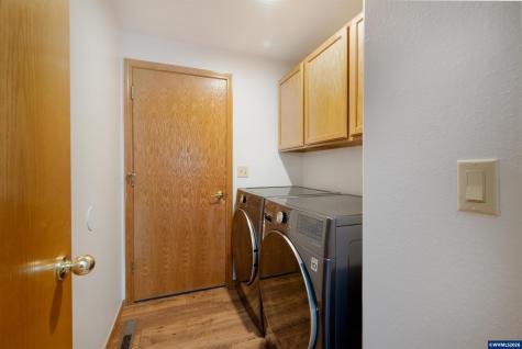 5847 Cobalt Lp SE Salem OR 97306