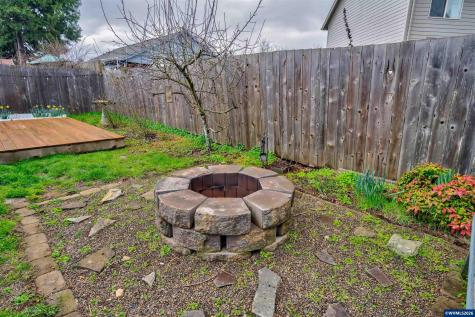 5847 Cobalt Lp SE Salem OR 97306