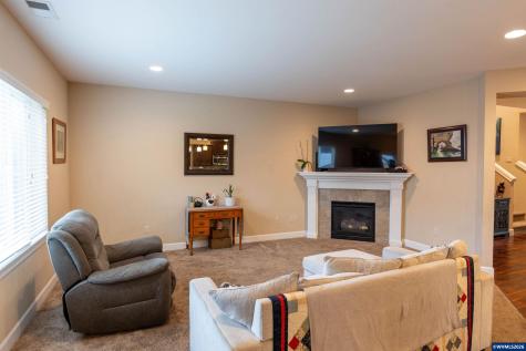 2145 Pulver Lane NW Albany OR 97321
