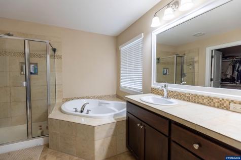 2145 Pulver Lane NW Albany OR 97321
