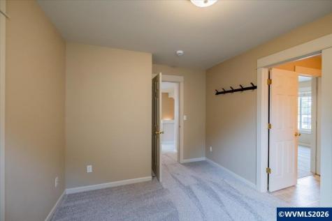 650 Burley Hill Lp NW Salem OR 97304