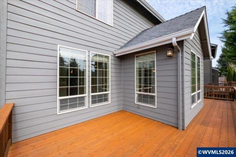 650 Burley Hill Lp NW Salem OR 97304