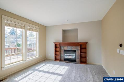 650 Burley Hill Lp NW Salem OR 97304